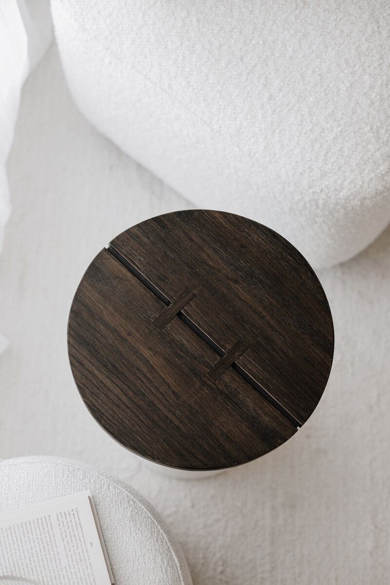 minimalist-oak-table-12